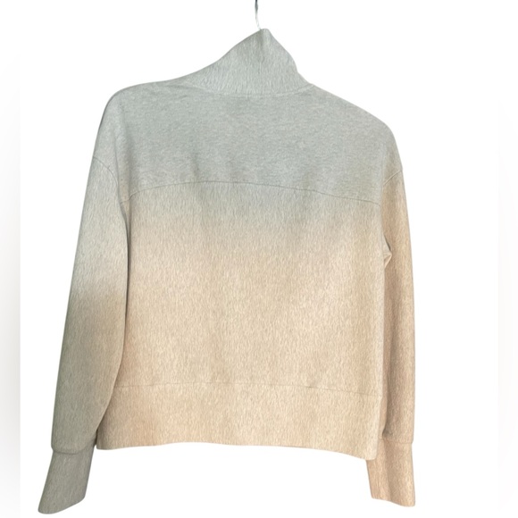 Te Verde 1/2 zip, high collar pullover. Size medium. GUC - Picture 2 of 9